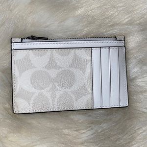 Coach Cardcase in Signature Canvas